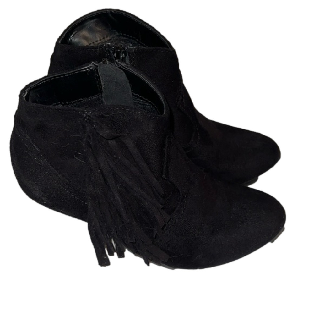 Faux Suede Black Ankle Fringe Boots 6.5